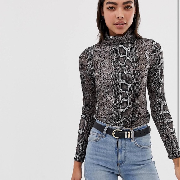 Tops - Snake Print Turtleneck